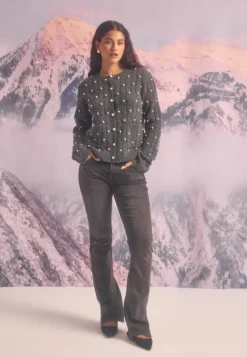 Becca Mr Bootcut Flap