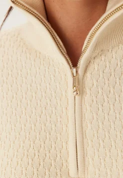 Cotton Textured Half-zip