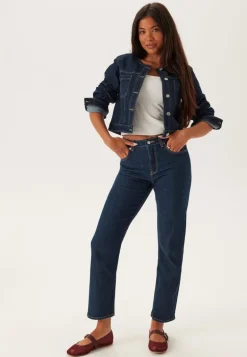 Cropped Straight Stretch Jeans