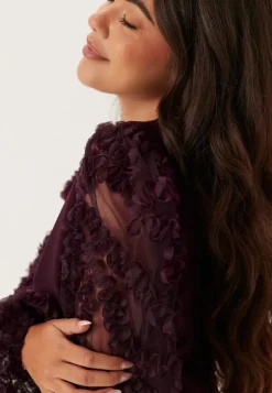 3D Floral Sleeve V-neck Top