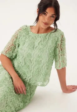 3D Flower Short Sleeve Blouse