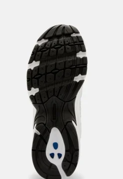 530EWB Sneaker