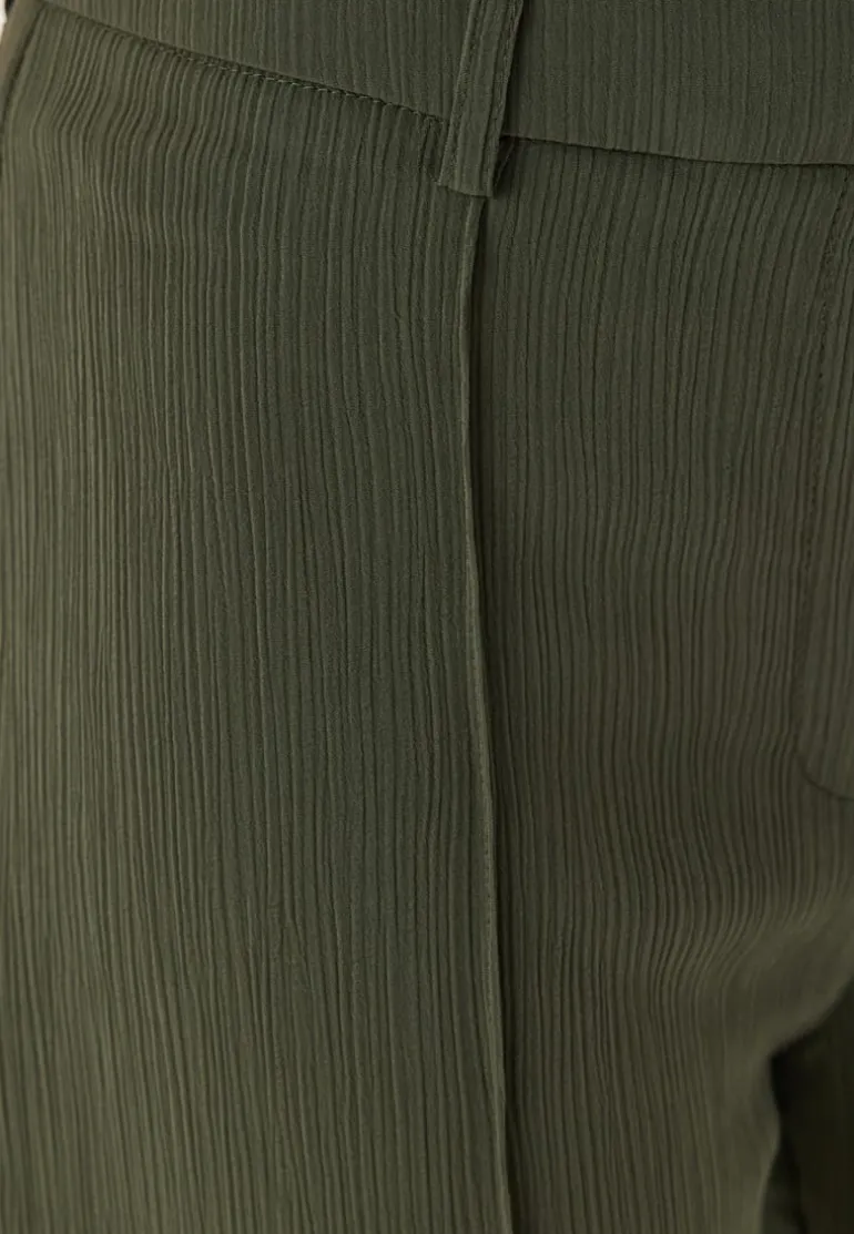 Flared Structured Suit Trousers