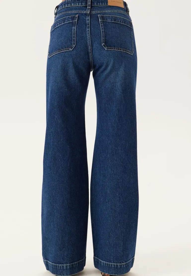 Front Pocket Jeans