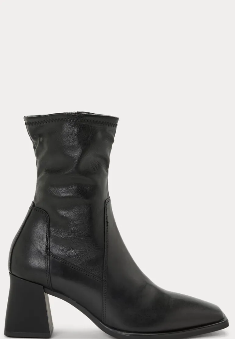 Hedda Classic Boots