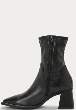 Hedda Classic Boots