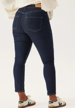 High Ankle Superstretch Jeans