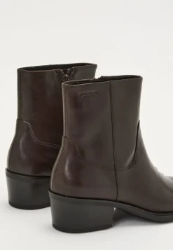 Kelsey Heel Classic Leather Boots