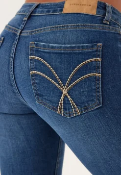 Low Embroidery Pocket Jeans