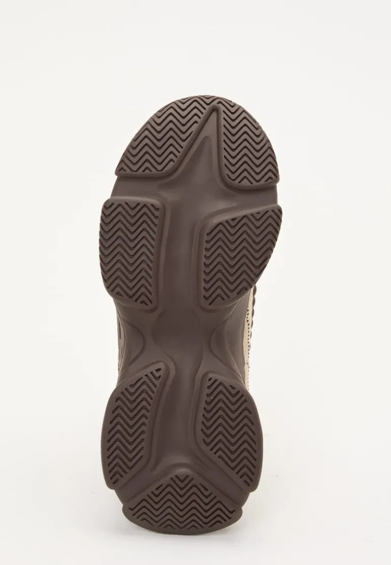 Mac-E Sneaker