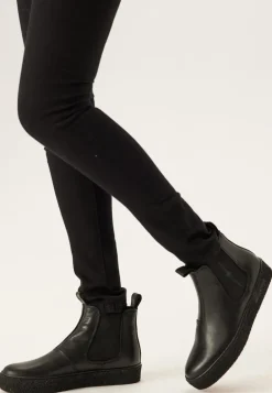 Mount Verm Leather