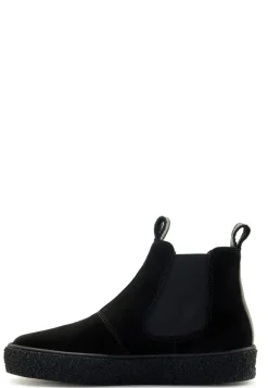 Mount Verm Shoes