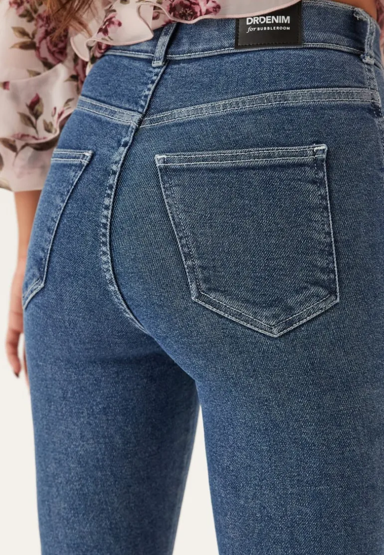 Moxy Flare V Cut