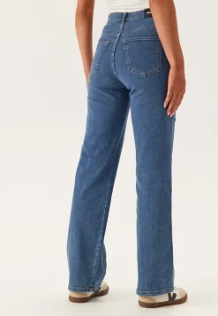 Moxy Straight Curve
