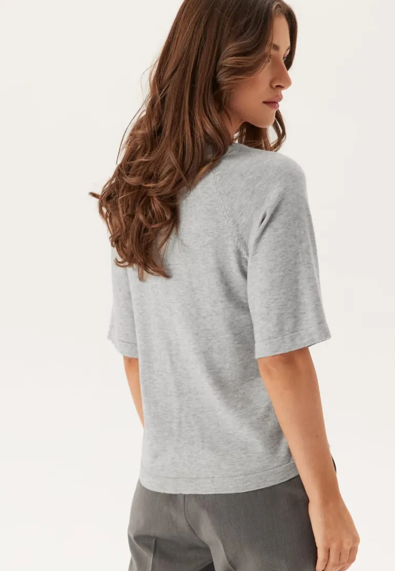 Objthess 2/4 LO V-NECK KNIT