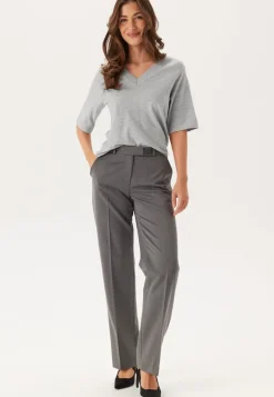 Objthess 2/4 LO V-NECK KNIT