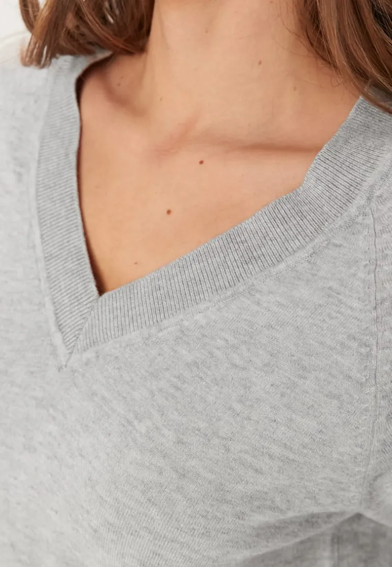 Objthess 2/4 LO V-NECK KNIT