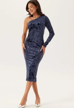 One Shoulder Velvet Dress