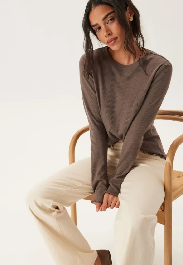 Pcmarie Ls O-neck Poin Top