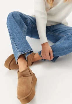 Platform Winter Boot In Suede