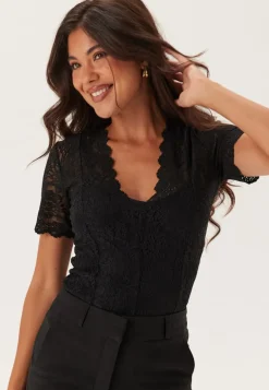 Short Sleeve Lace Top
