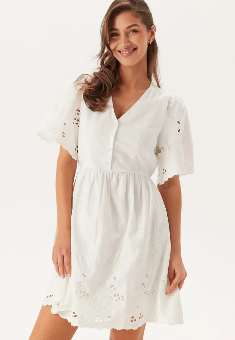 Slfdahlia Ss Short Broderi Dre