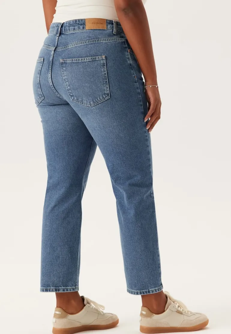 Slim Ankle Jeans