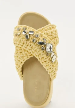 Slipper Woven Stones