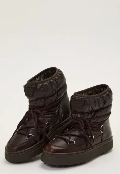 Snowhill Mid Boot
