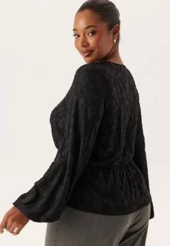 Structure Floral Top