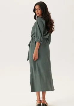Structured Puff Sleeve Midi Dress