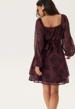 Sweetheart L/S Dress