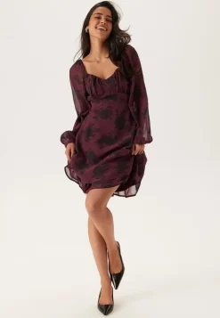 Sweetheart L/S Dress