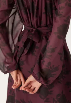 Sweetheart L/S Dress