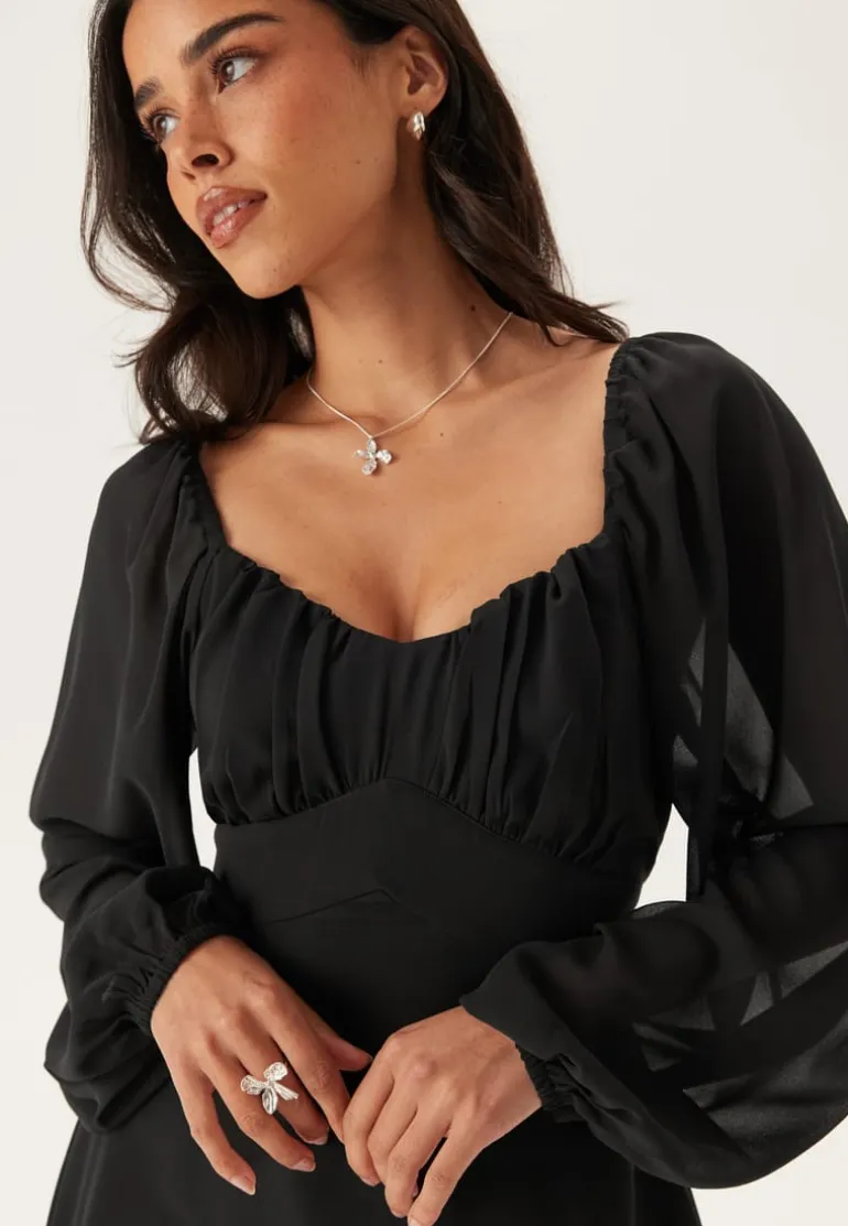 Sweetheart L/S Dress