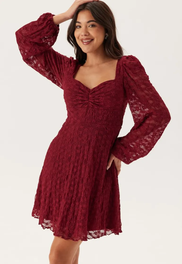 Sweetheart Short Lace Dress