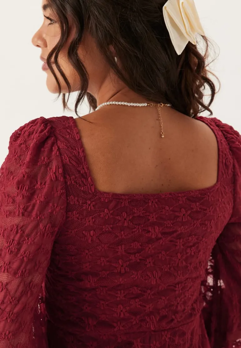 Sweetheart Short Lace Dress