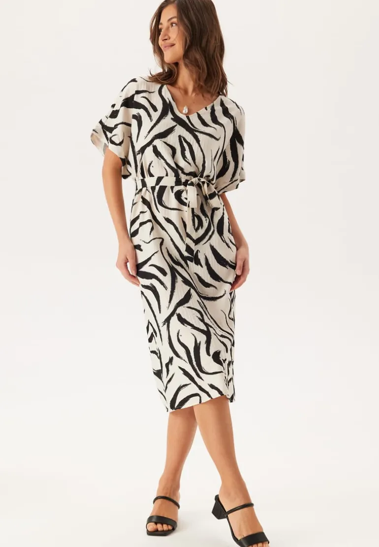 Viclo V-neck 2/4 MIDI DRESS M