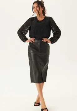 Vimika O-neck L/S Top