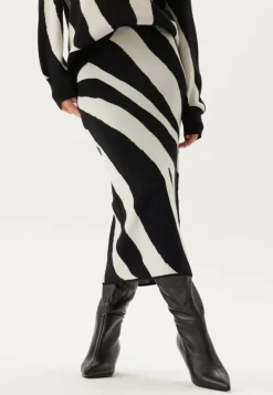 Vmnancy Nw 7/8 SKIRT SKIRT SKI
