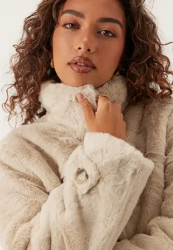 Vmsonjaeva Short Jacket