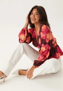 V-neck L/S Blouse