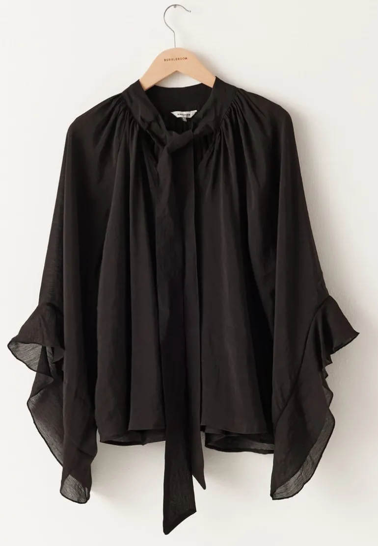 Wide Sleeve Bow Blouse